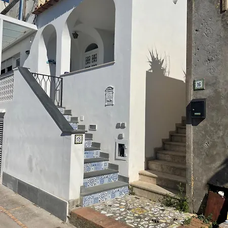 Casa La Felicita كابري