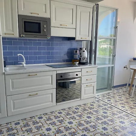 Casa La Felicita شقة